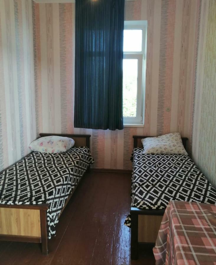 Гостевой Дом Мимоза Gagra Kültér fotó